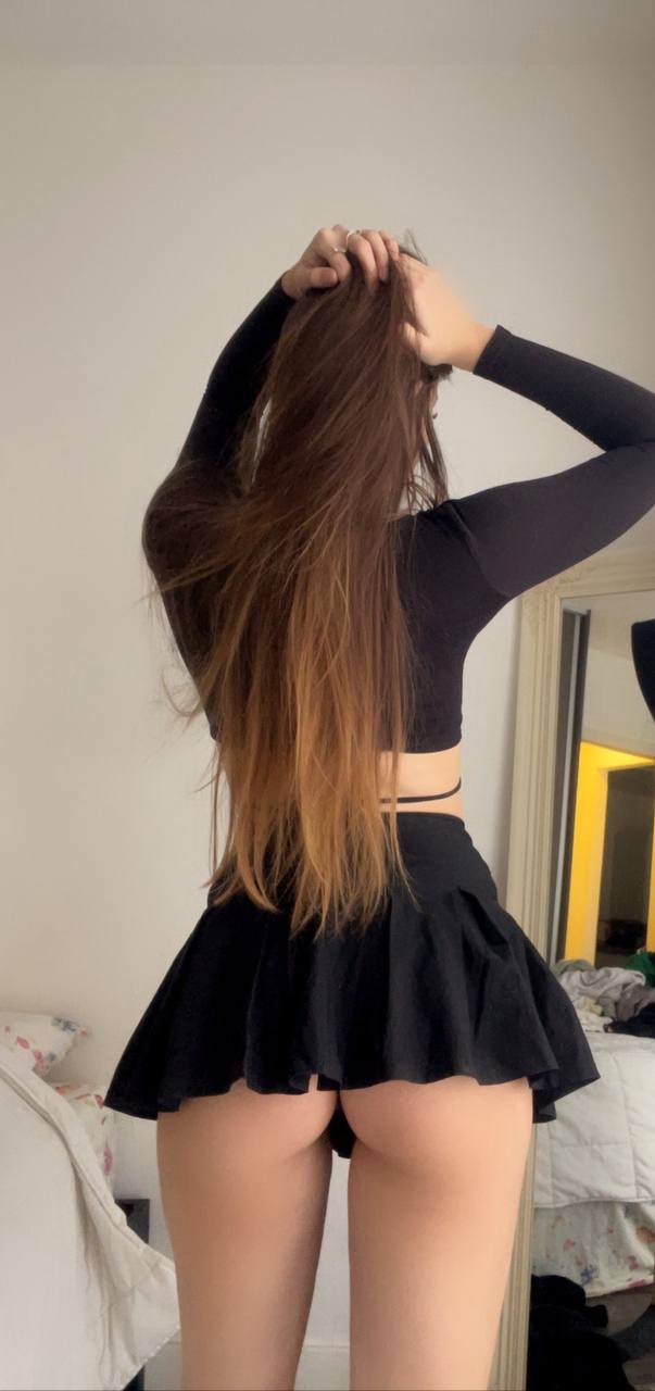 Photo Lola La Fleur in Moradabad