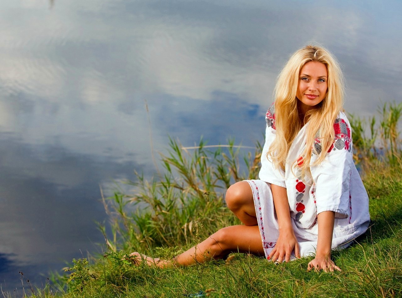 Sexy girl Slavic girls in Moradabad