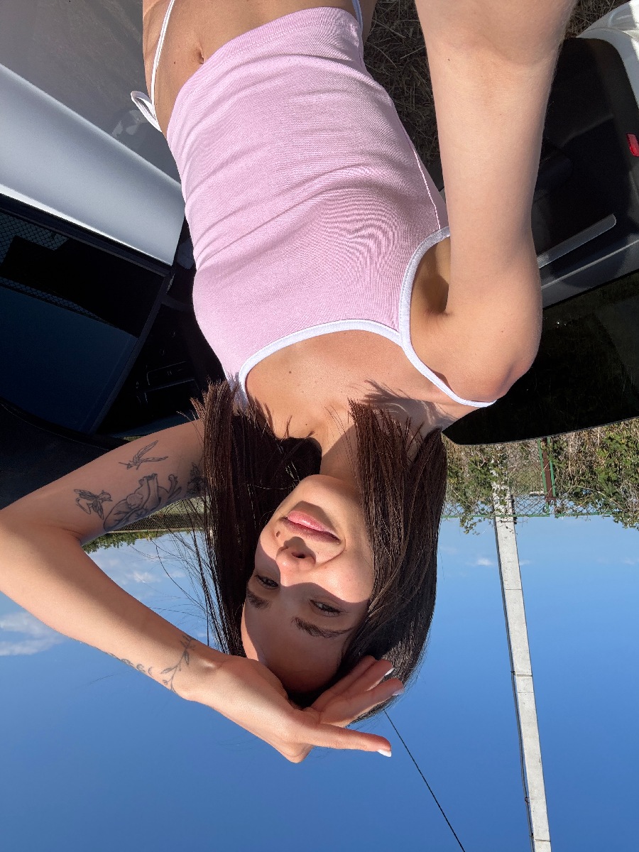 Sexy model Tina in Moradabad